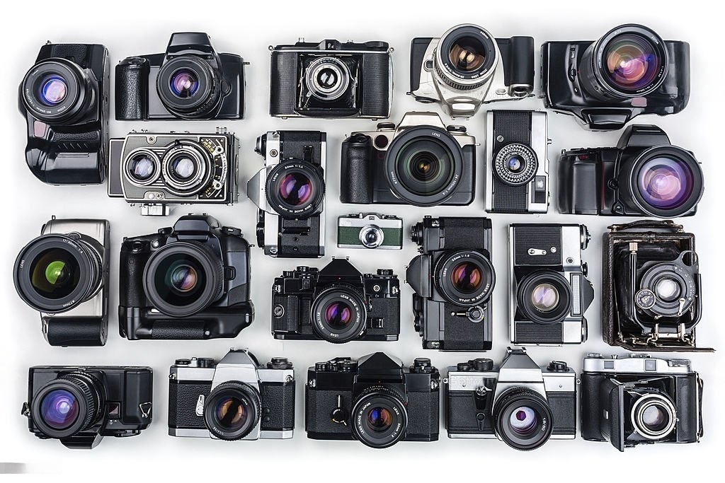 Collecting Classic Cameras: Tips and Considerations